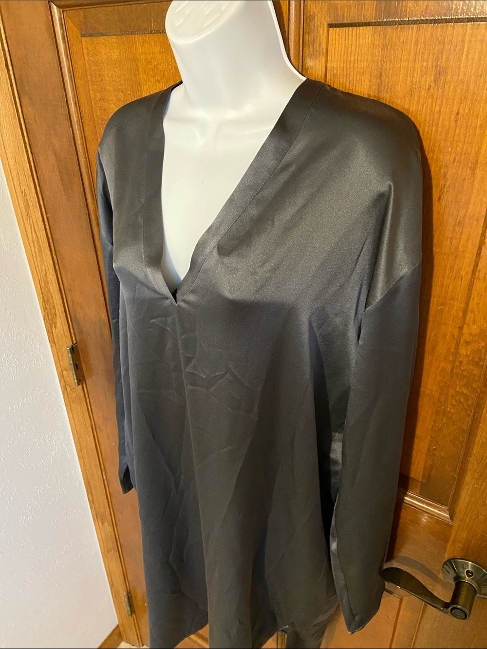 Vince Charmeuse V-neck Tunic Shift Silhouette Dress NWTS 100% Silk Satin Small - Picture 6 of 15